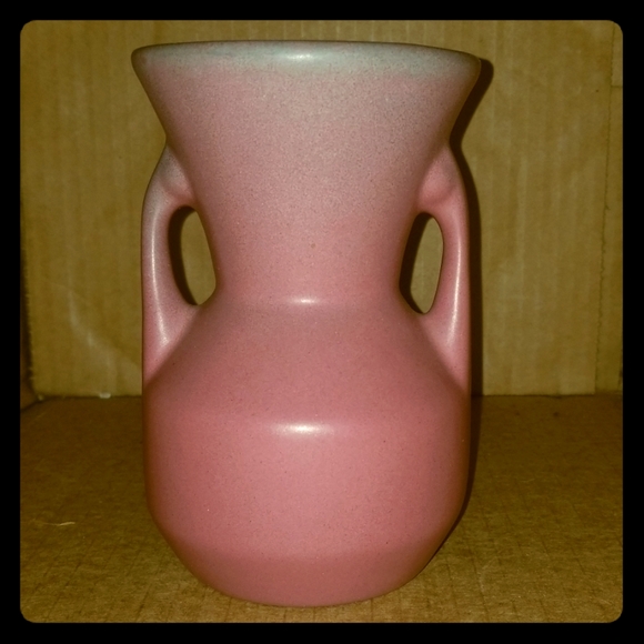 Vintage Niloak 2-handled vase